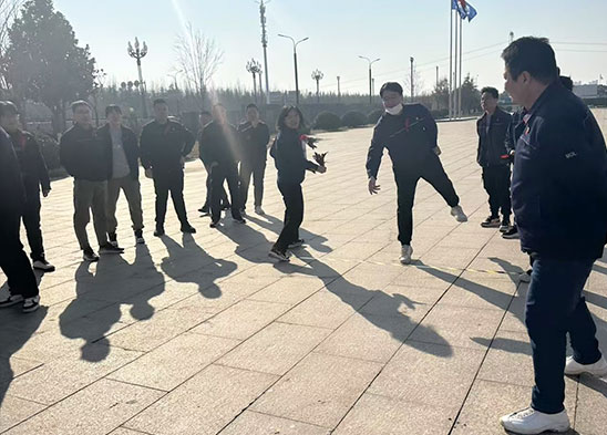 凝心聚力強堡壘，勇毅前行開新局